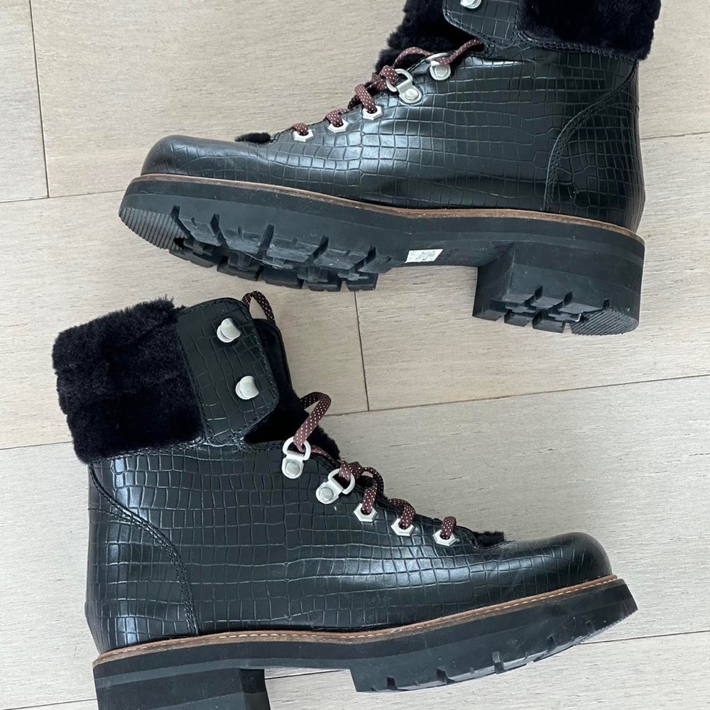 Clarks “Croc Noir Orianna Hiker” boots